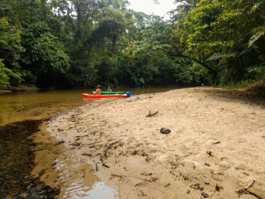 Suites Proximo Ao Rio Jaguareguava Em Bertioga Kültér fotó