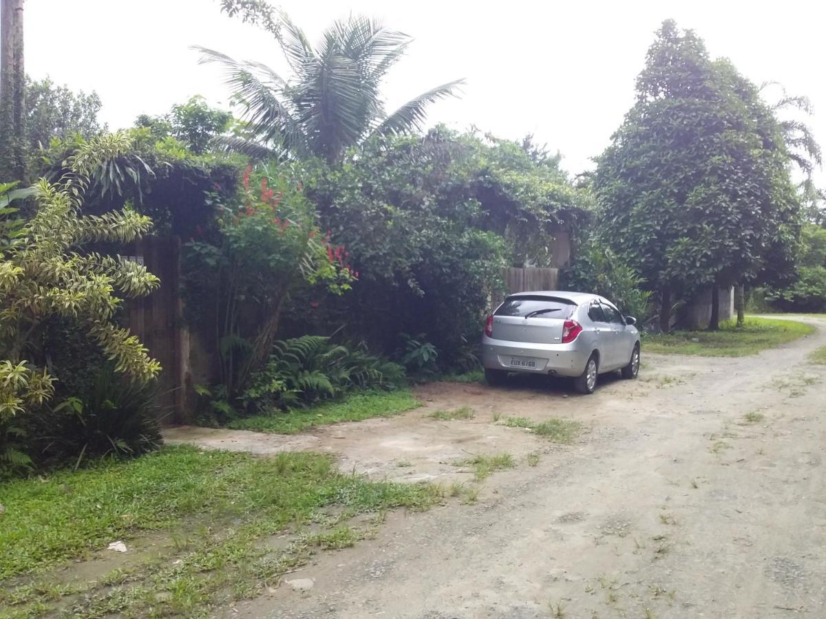 Suites Proximo Ao Rio Jaguareguava Em Bertioga Kültér fotó